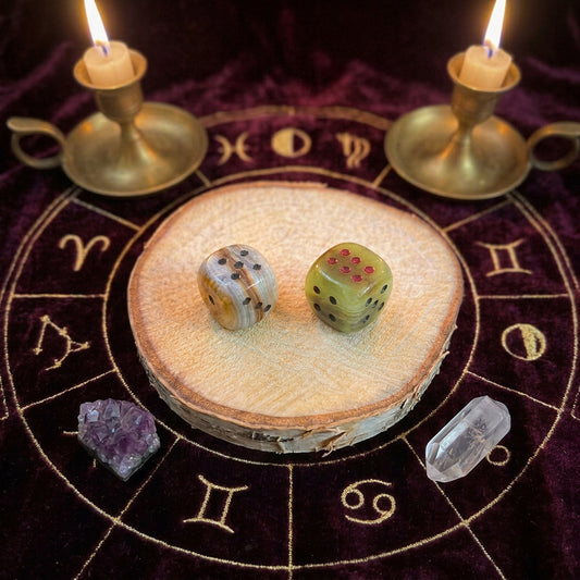 Dés Divinatoires en Onyx