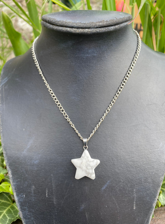 Pendentif étoile en Howlite