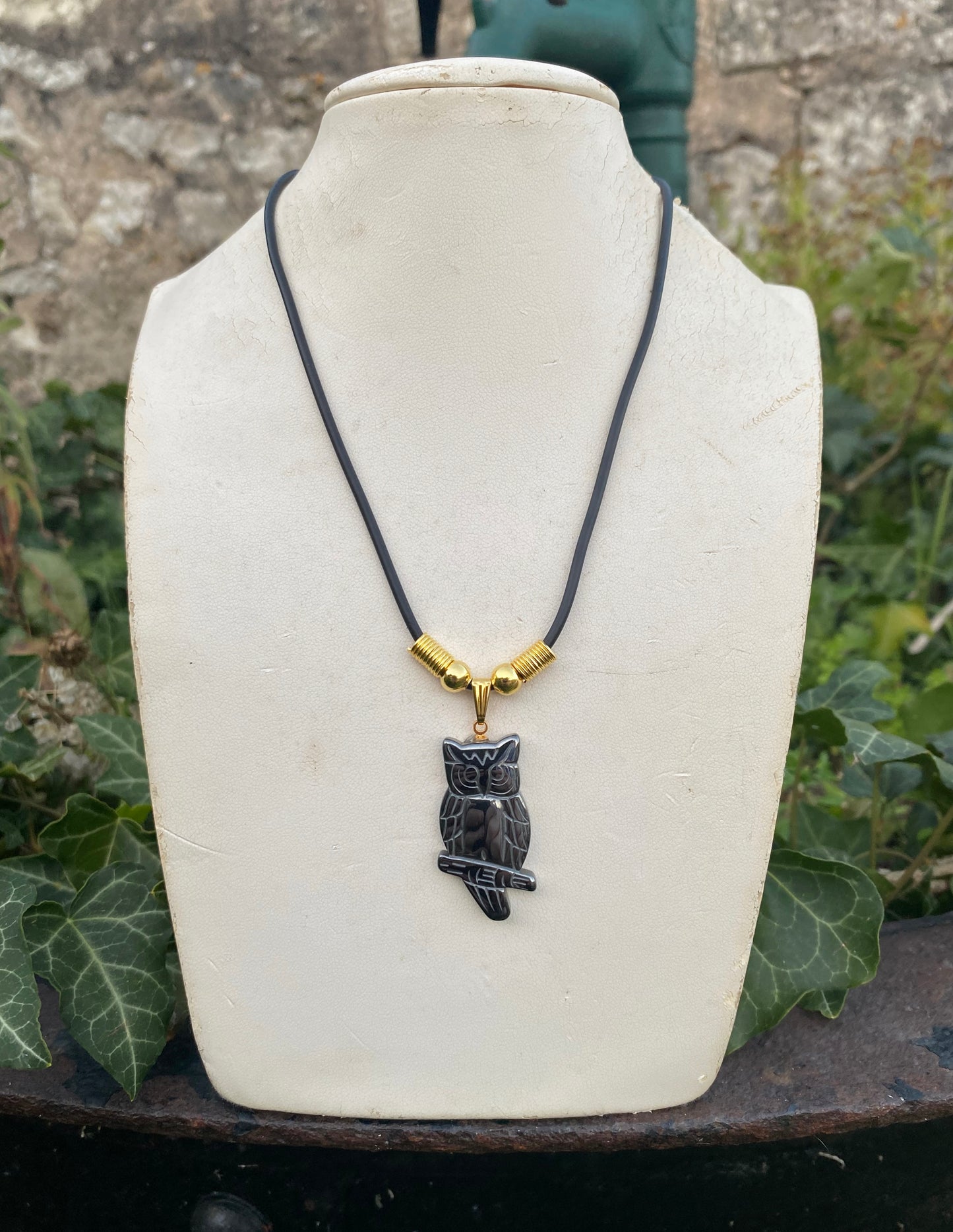 Pendentif Hibou en Hématite