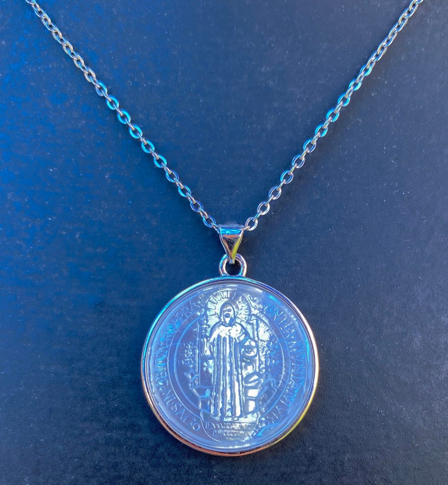 Médaille de Saint Benoit en Nacre