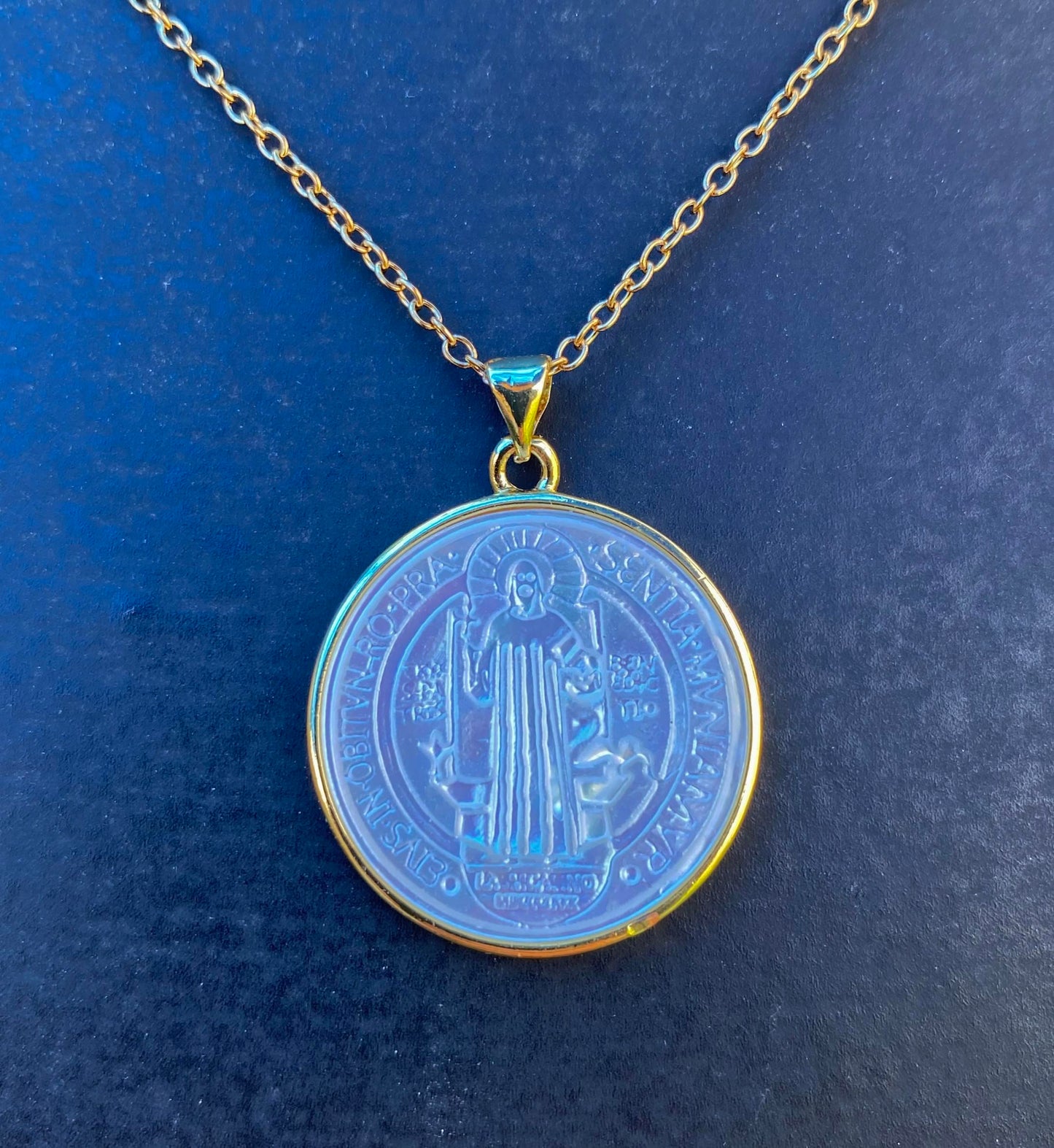 Médaille de Saint Benoit en Nacre