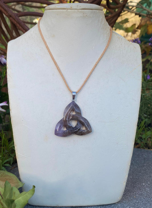 Pendentif Triquetra en Améthyste